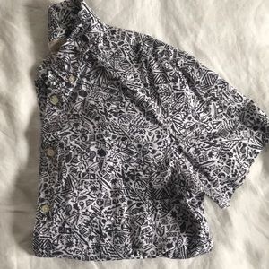 Gap short sleeve patterned button down